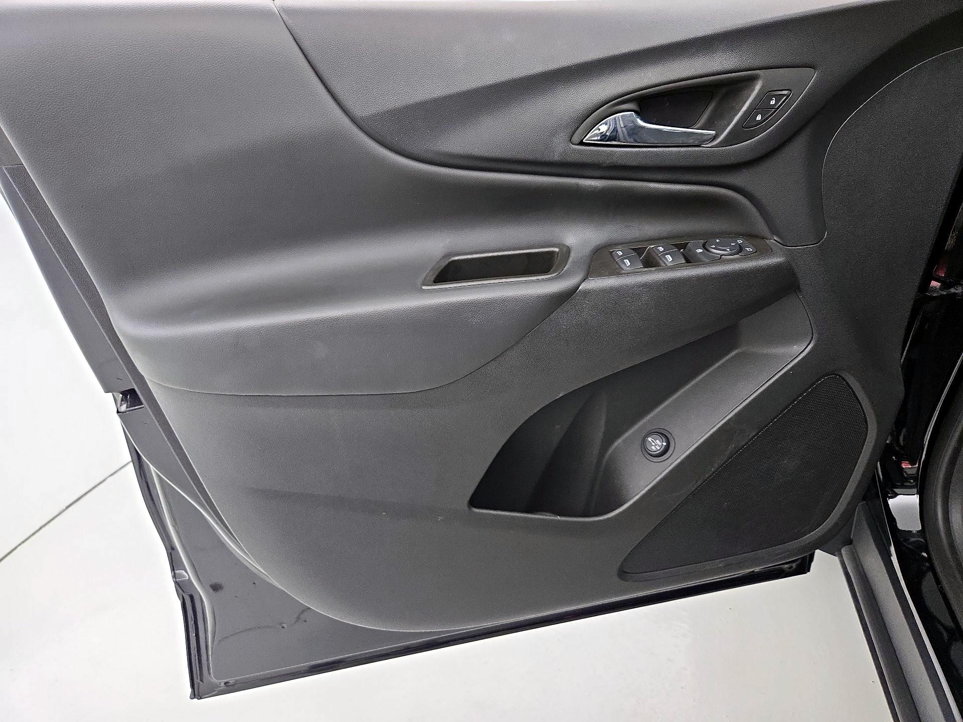 Thumbnail: 2023 Chevrolet Equinox - 12