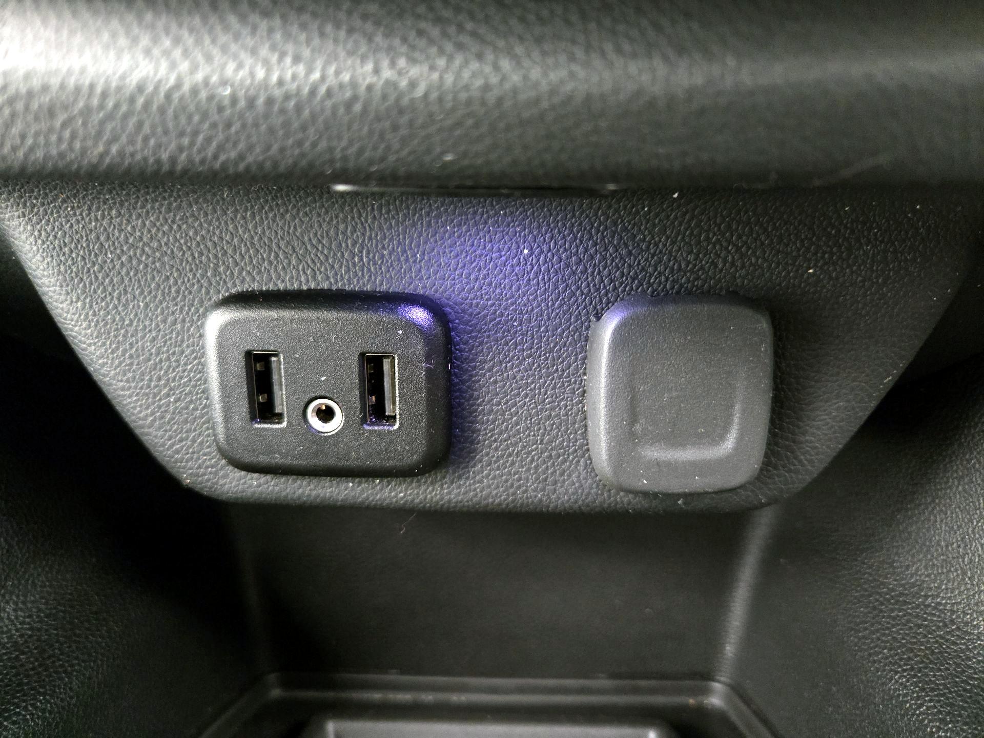 Thumbnail: 2023 Chevrolet Traverse - 18