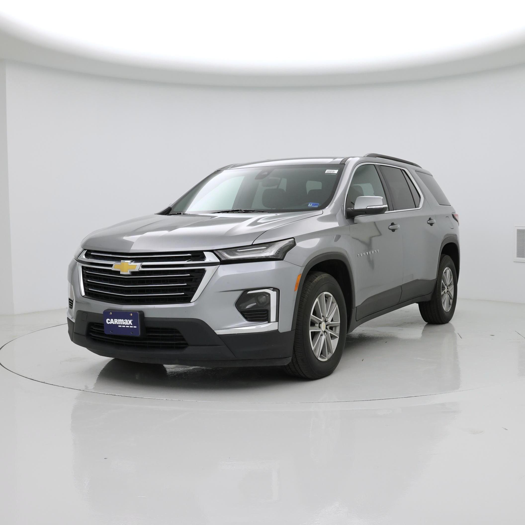 Thumbnail: 2023 Chevrolet Traverse - 4