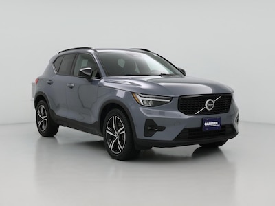 2023 Volvo XC40 B5 Plus Dark Theme