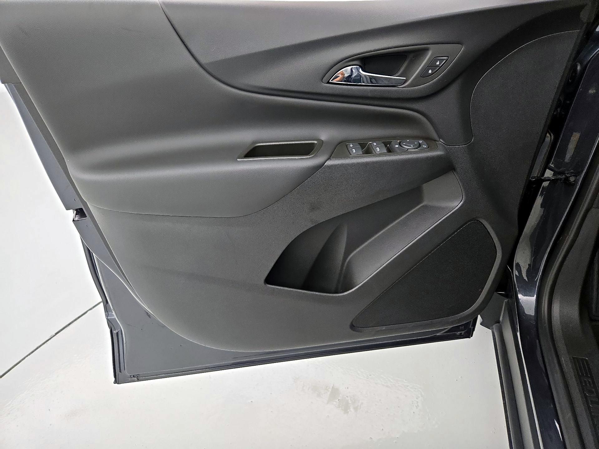 Thumbnail: 2023 Chevrolet Equinox - 12