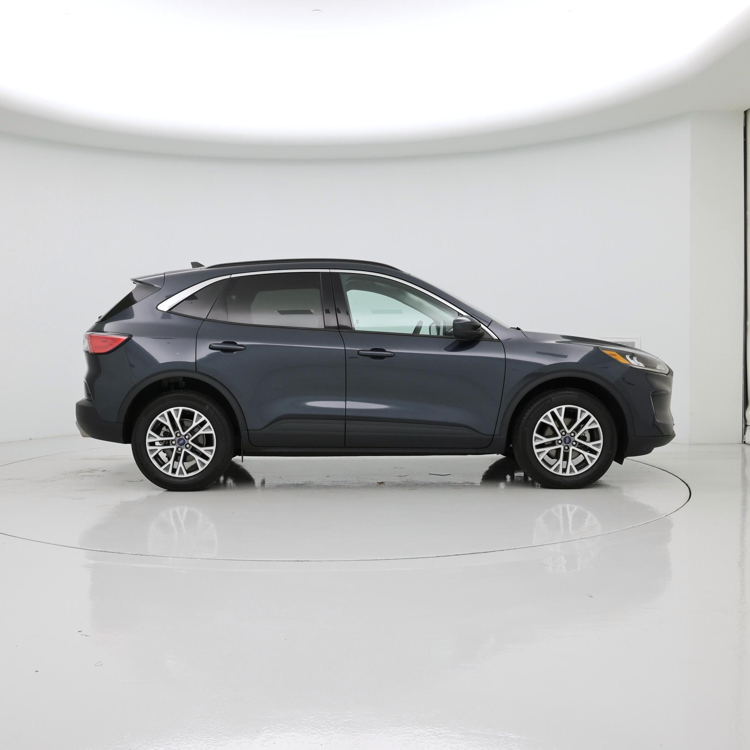 Thumbnail: 2022 Ford Escape - 7