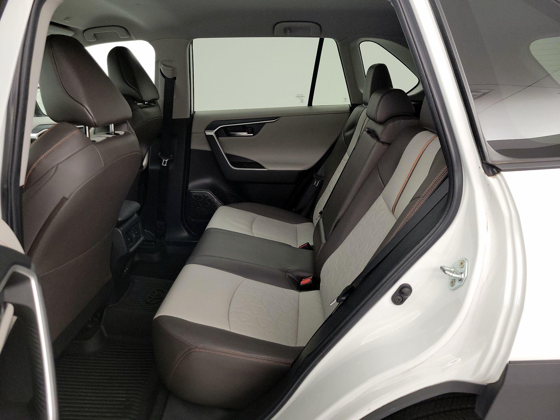 Thumbnail: 2023 Toyota RAV4 - 19