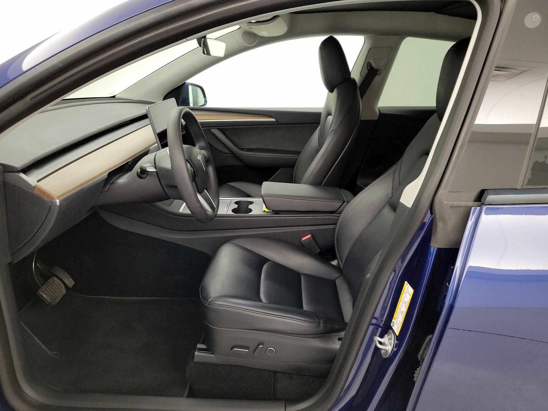 Thumbnail: 2023 Tesla Model Y - 11