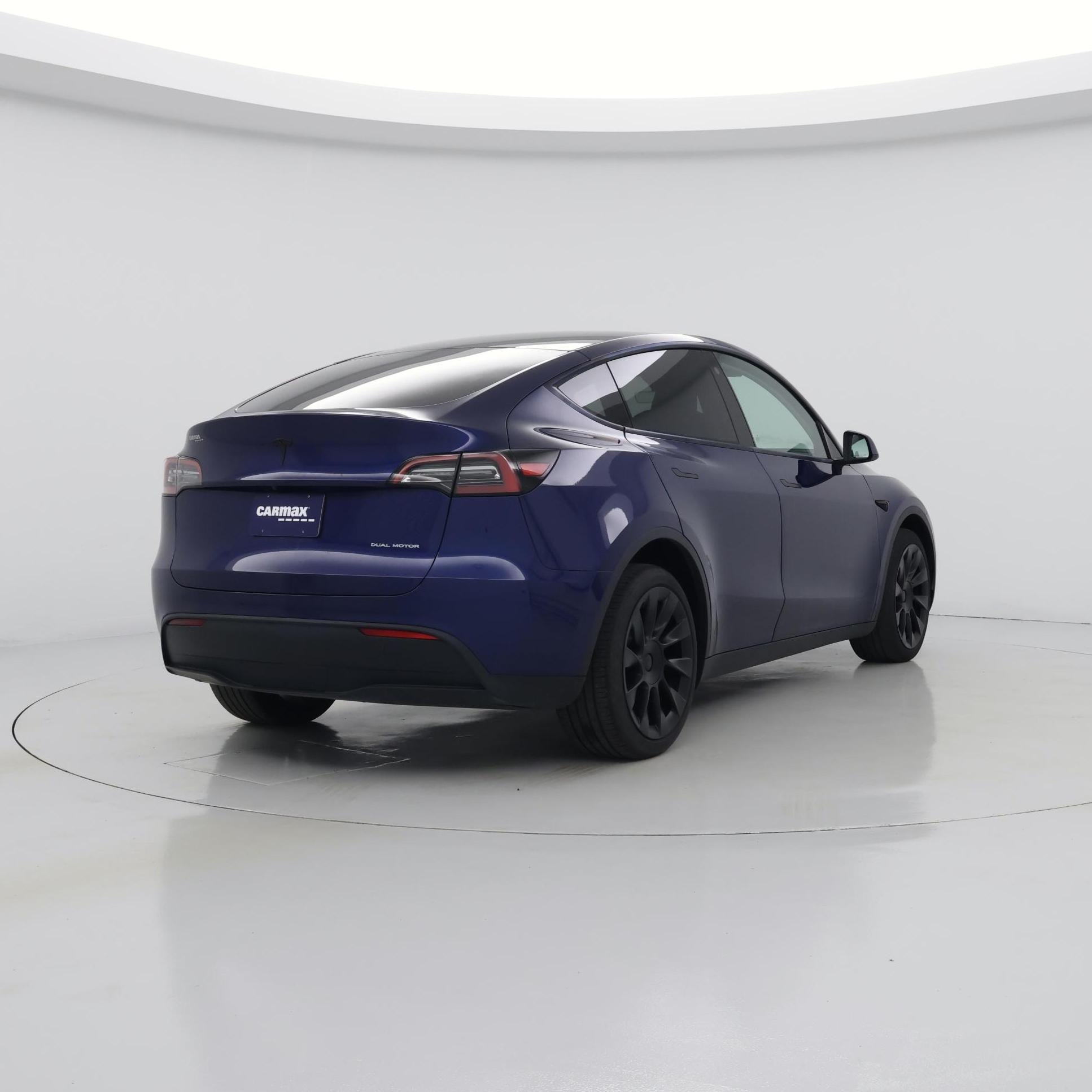 Thumbnail: 2023 Tesla Model Y - 8