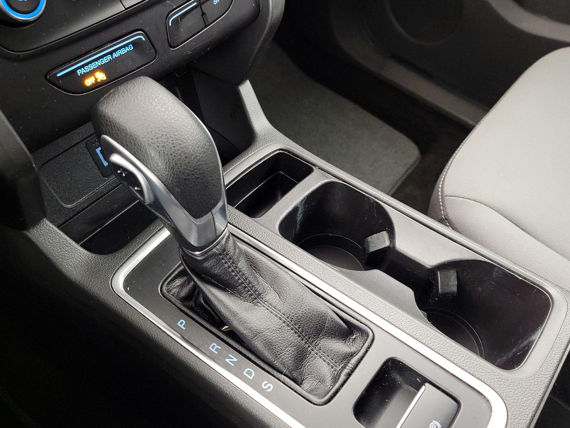 Thumbnail: 2017 Ford Escape - 17