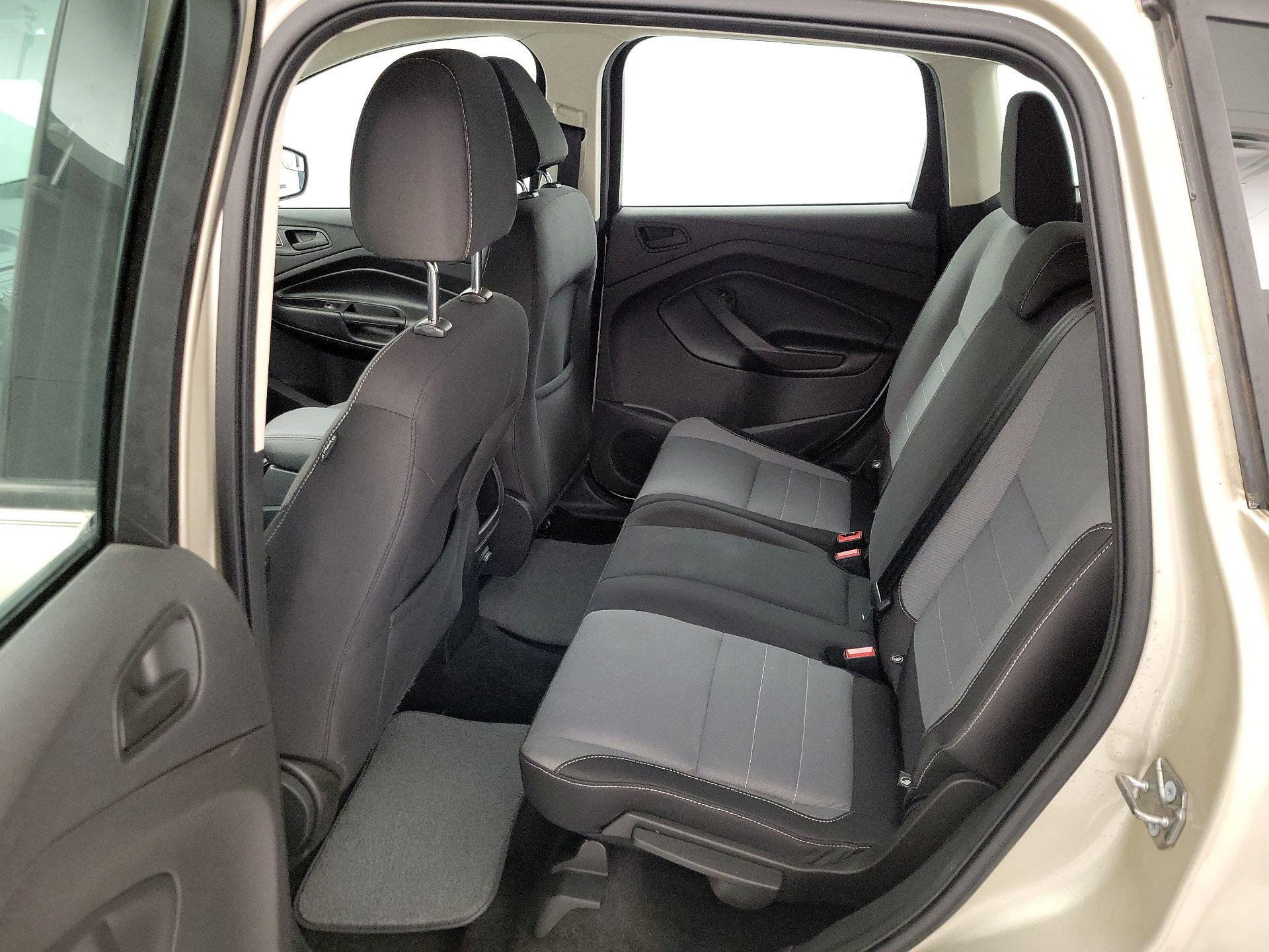 Thumbnail: 2017 Ford Escape - 19