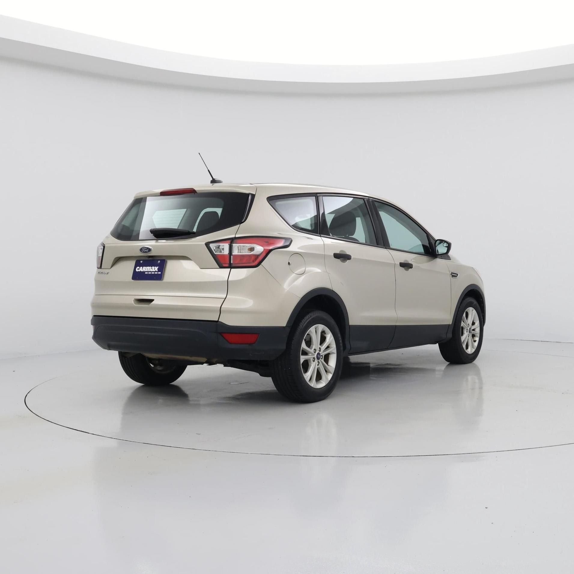 Thumbnail: 2017 Ford Escape - 8