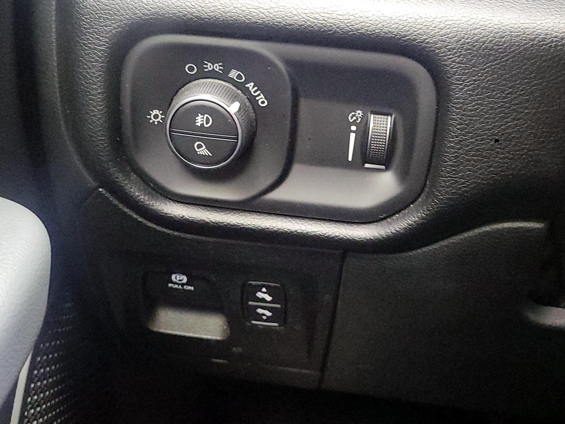 Thumbnail: 2022 RAM 1500 - 11