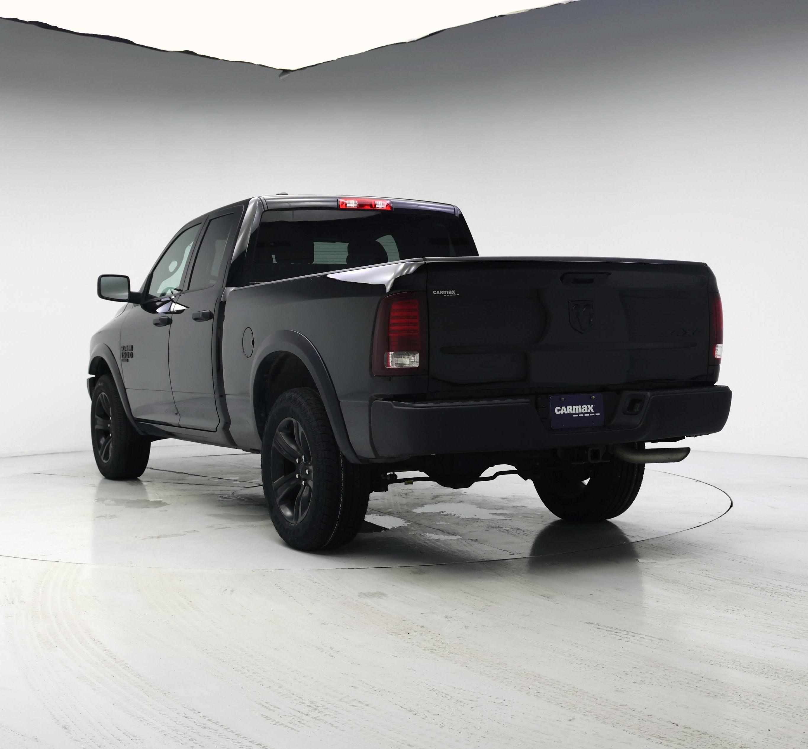 Thumbnail: 2022 RAM 1500 Classic - 2