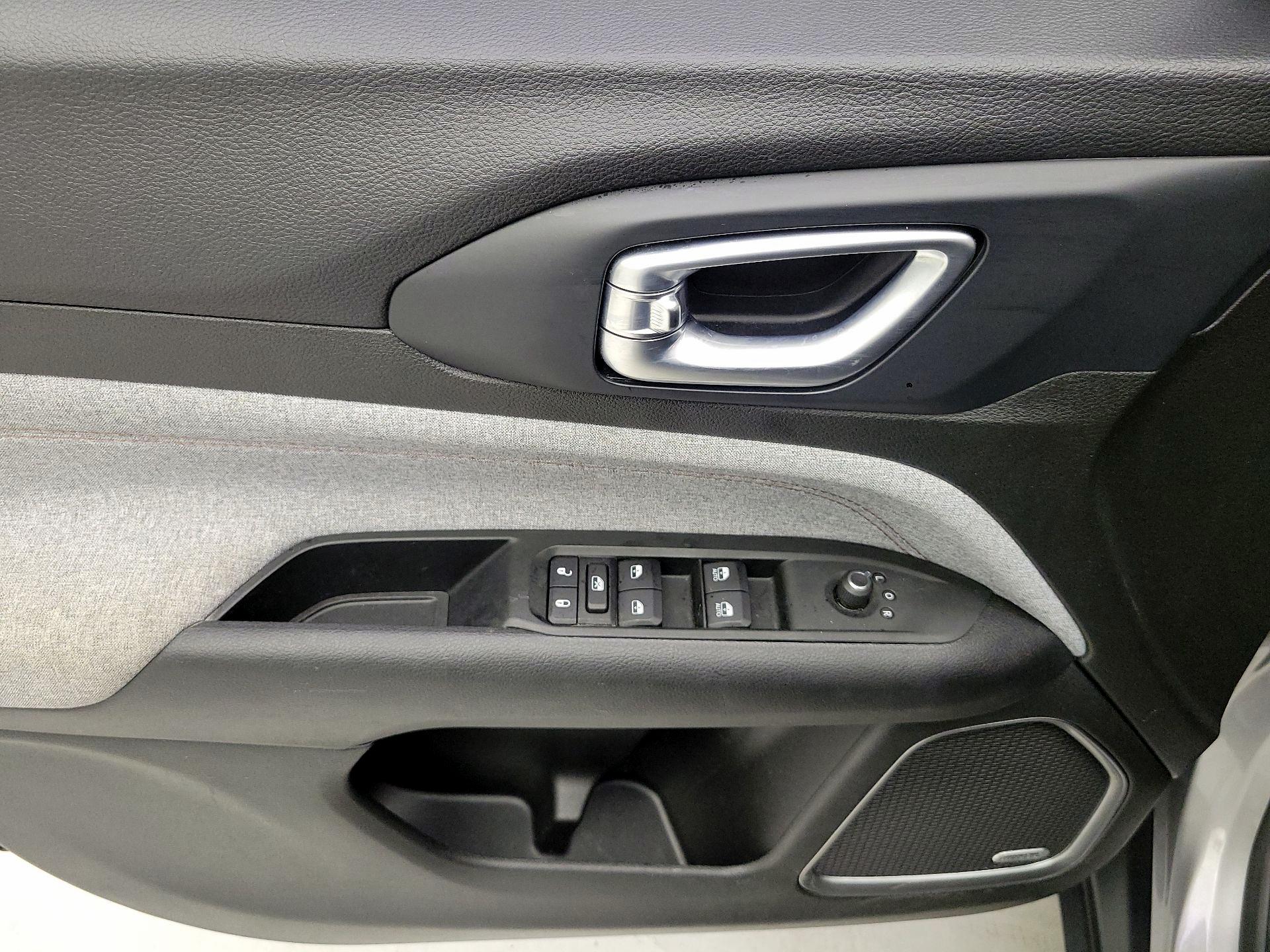 Thumbnail: 2022 Jeep Compass - 12