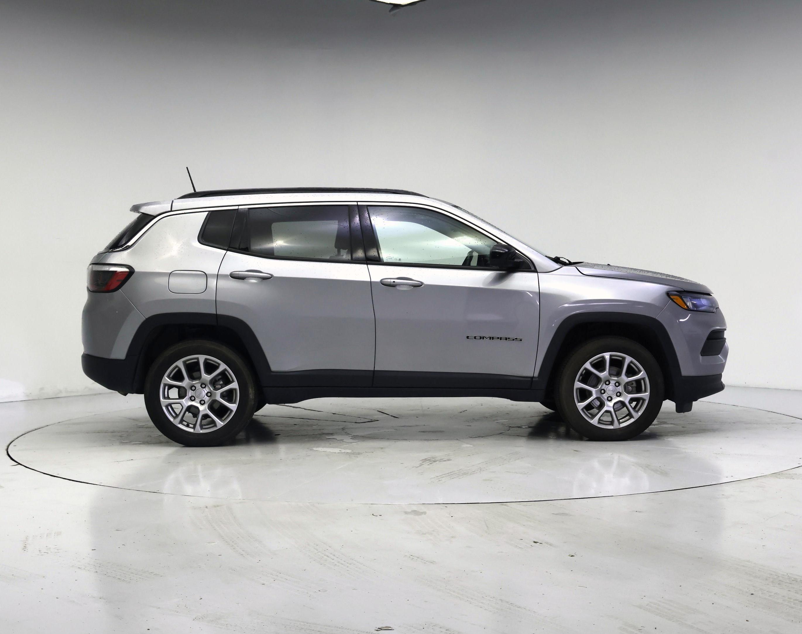 Thumbnail: 2022 Jeep Compass - 7