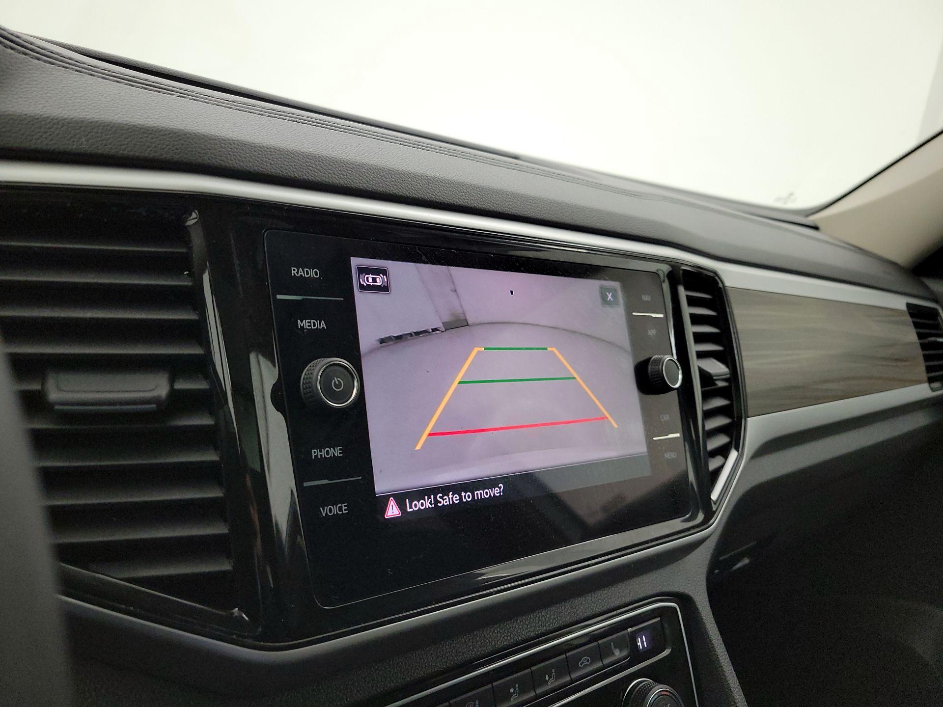 Thumbnail: 2023 Volkswagen Atlas - 15