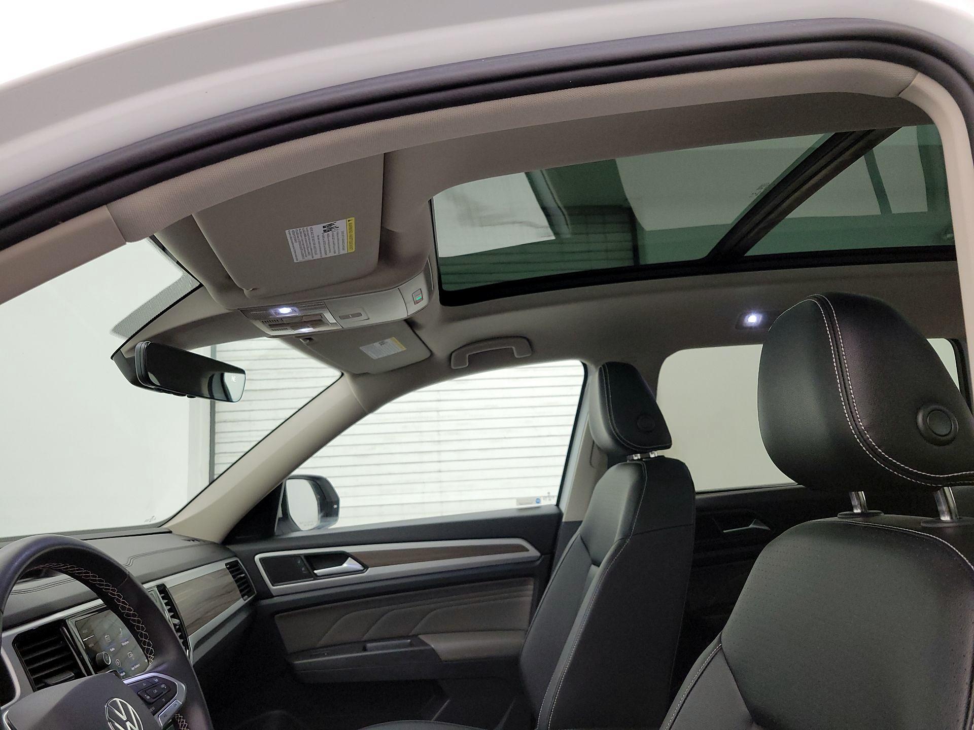 Thumbnail: 2023 Volkswagen Atlas - 20