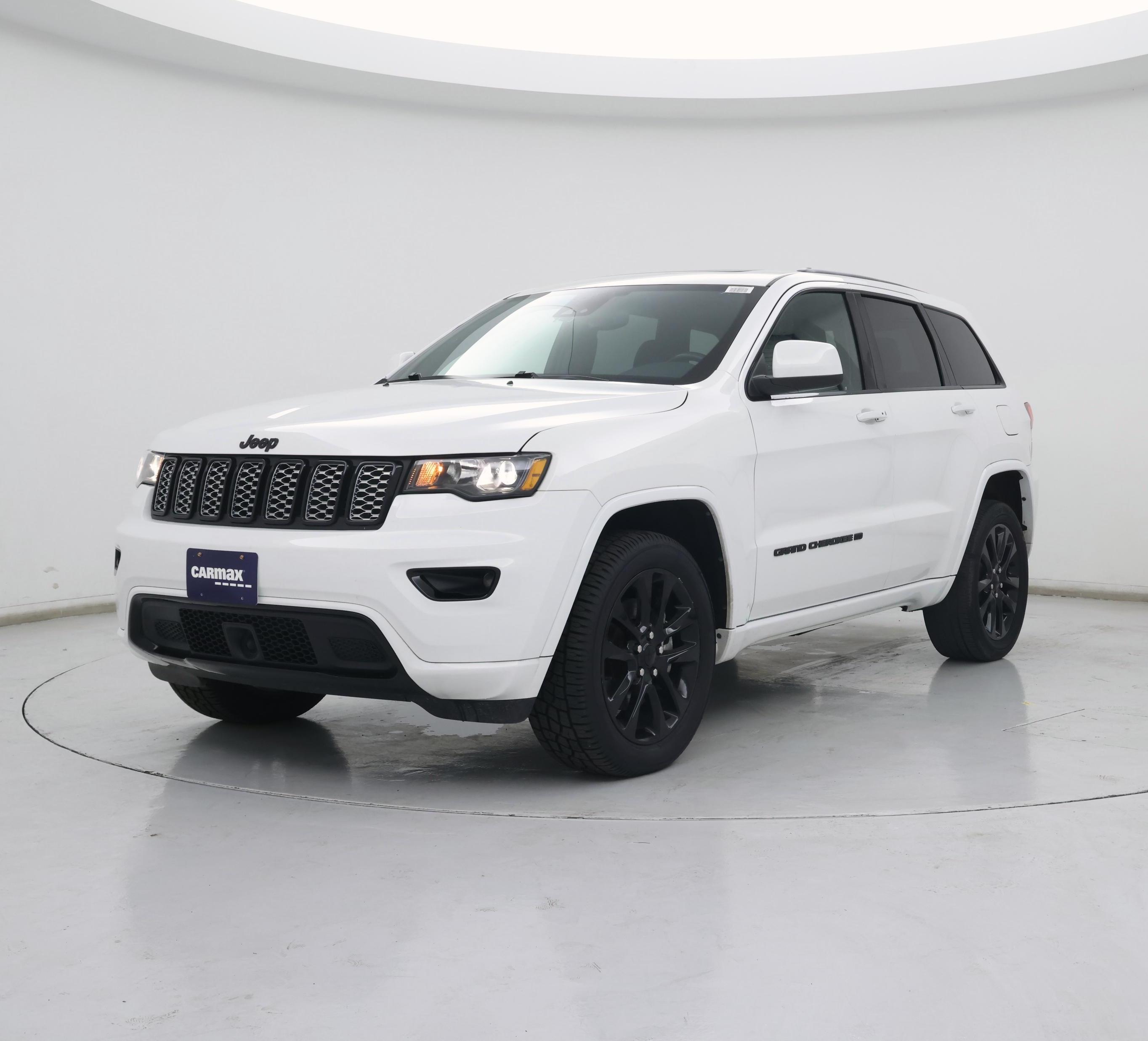 Thumbnail: 2022 Jeep Grand Cherokee - 4