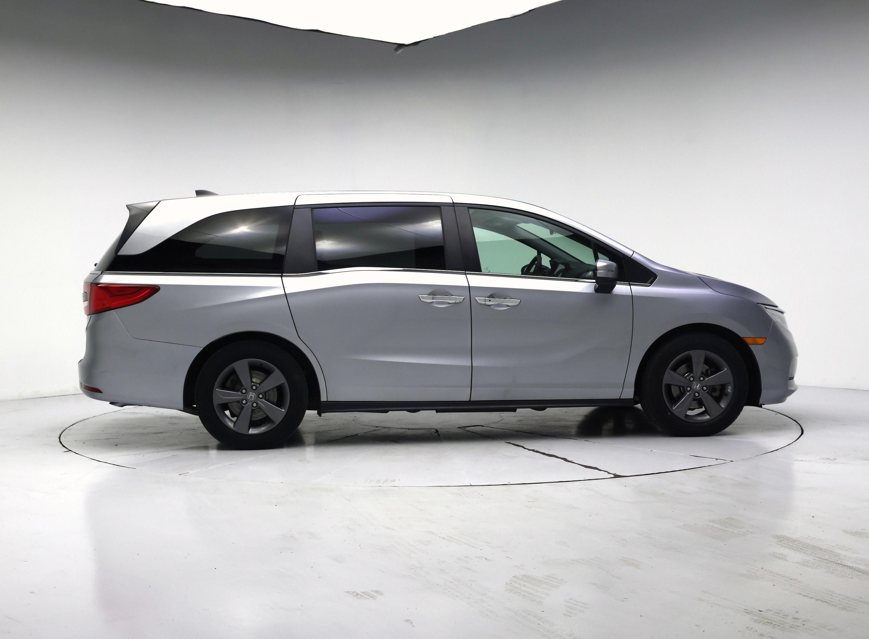 Thumbnail: 2023 Honda Odyssey - 7