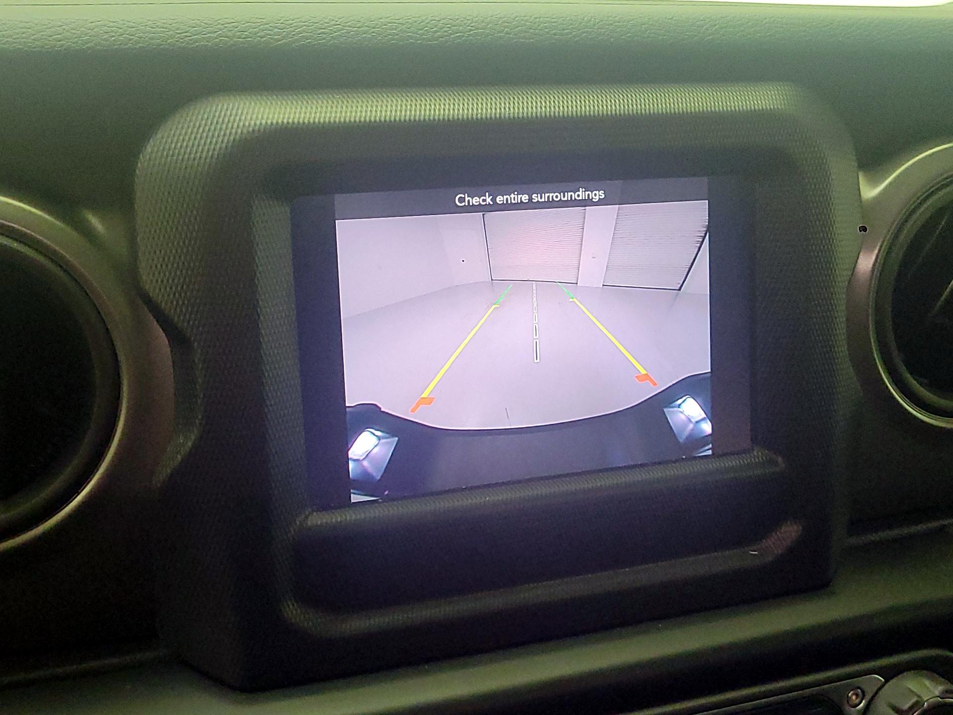 Thumbnail: 2022 Jeep Gladiator - 12