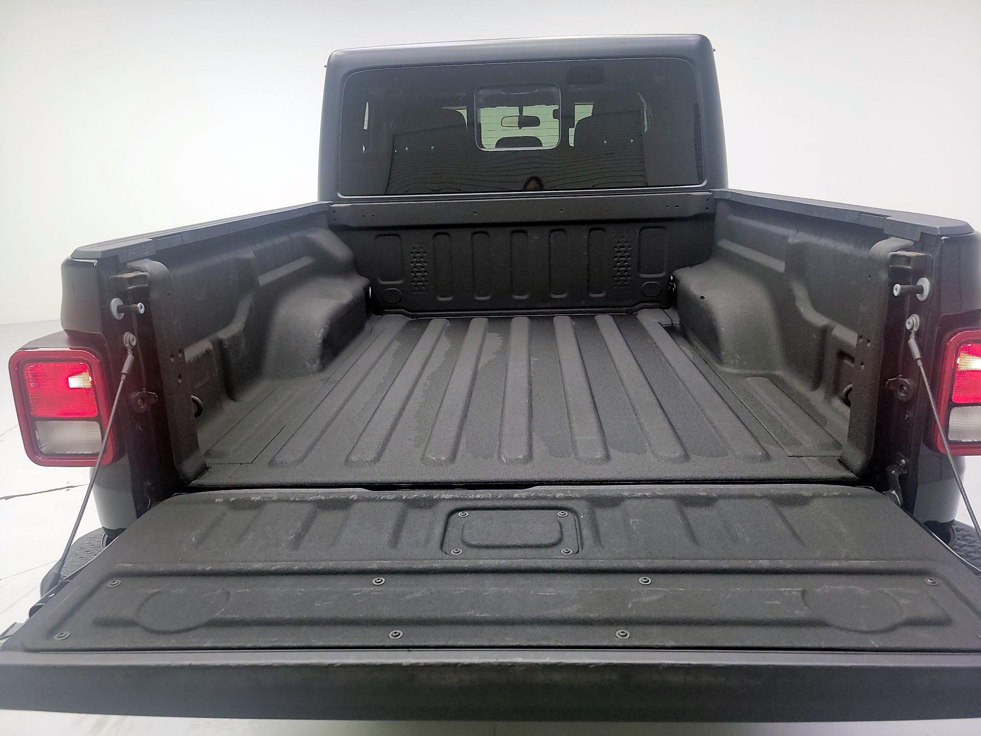 Thumbnail: 2022 Jeep Gladiator - 18