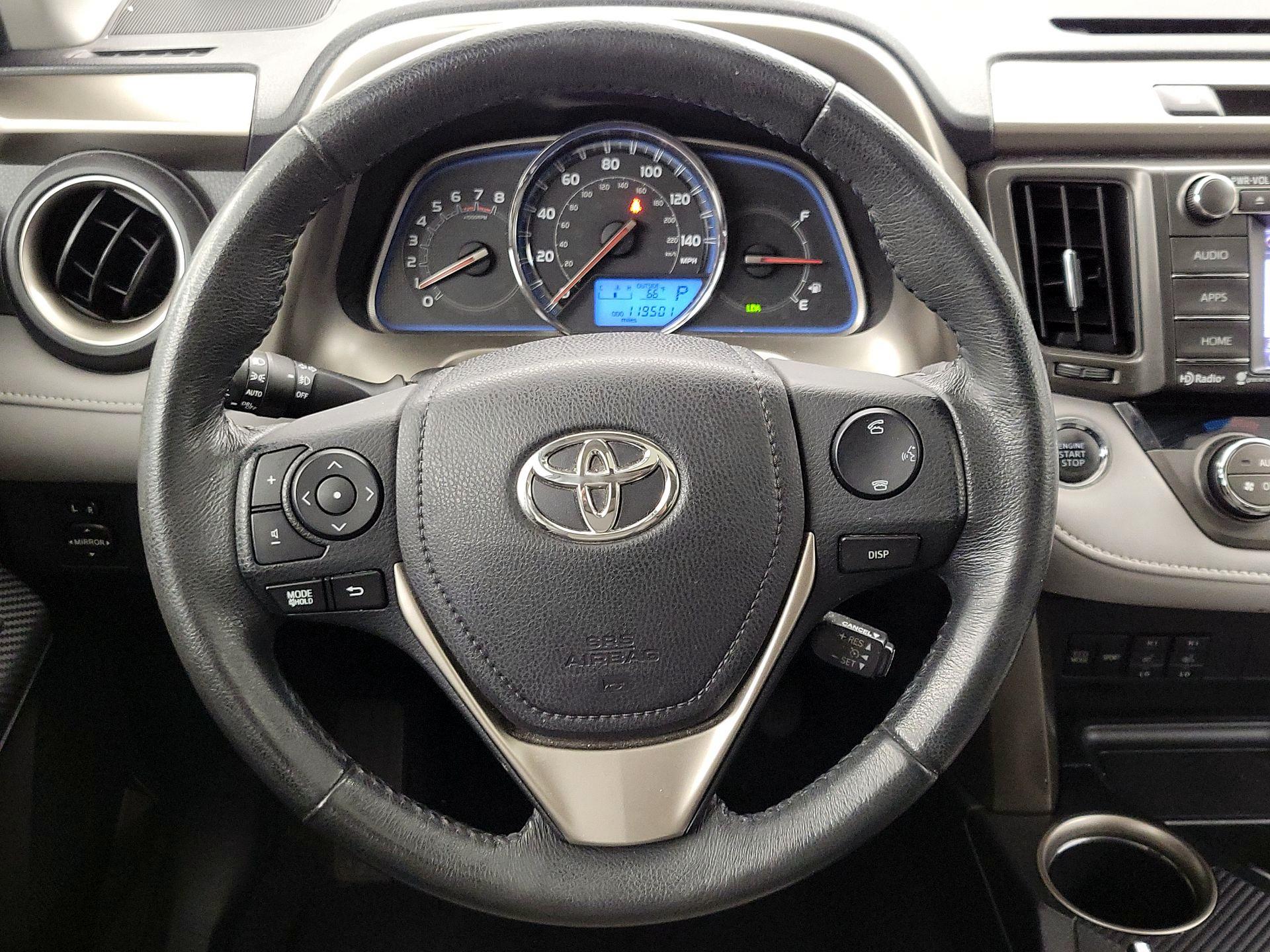 Thumbnail: 2015 Toyota RAV4 - 10