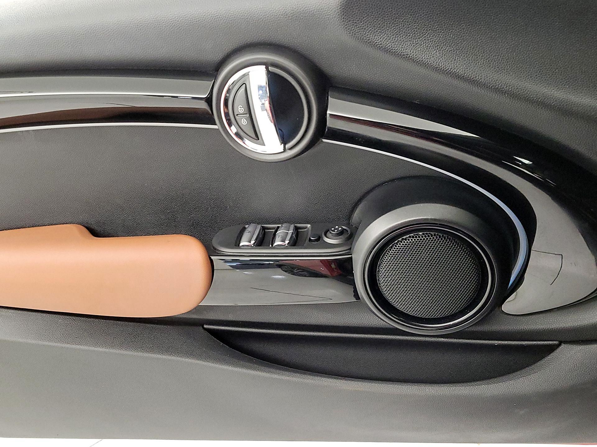 Thumbnail: 2022 MINI Cooper - 12