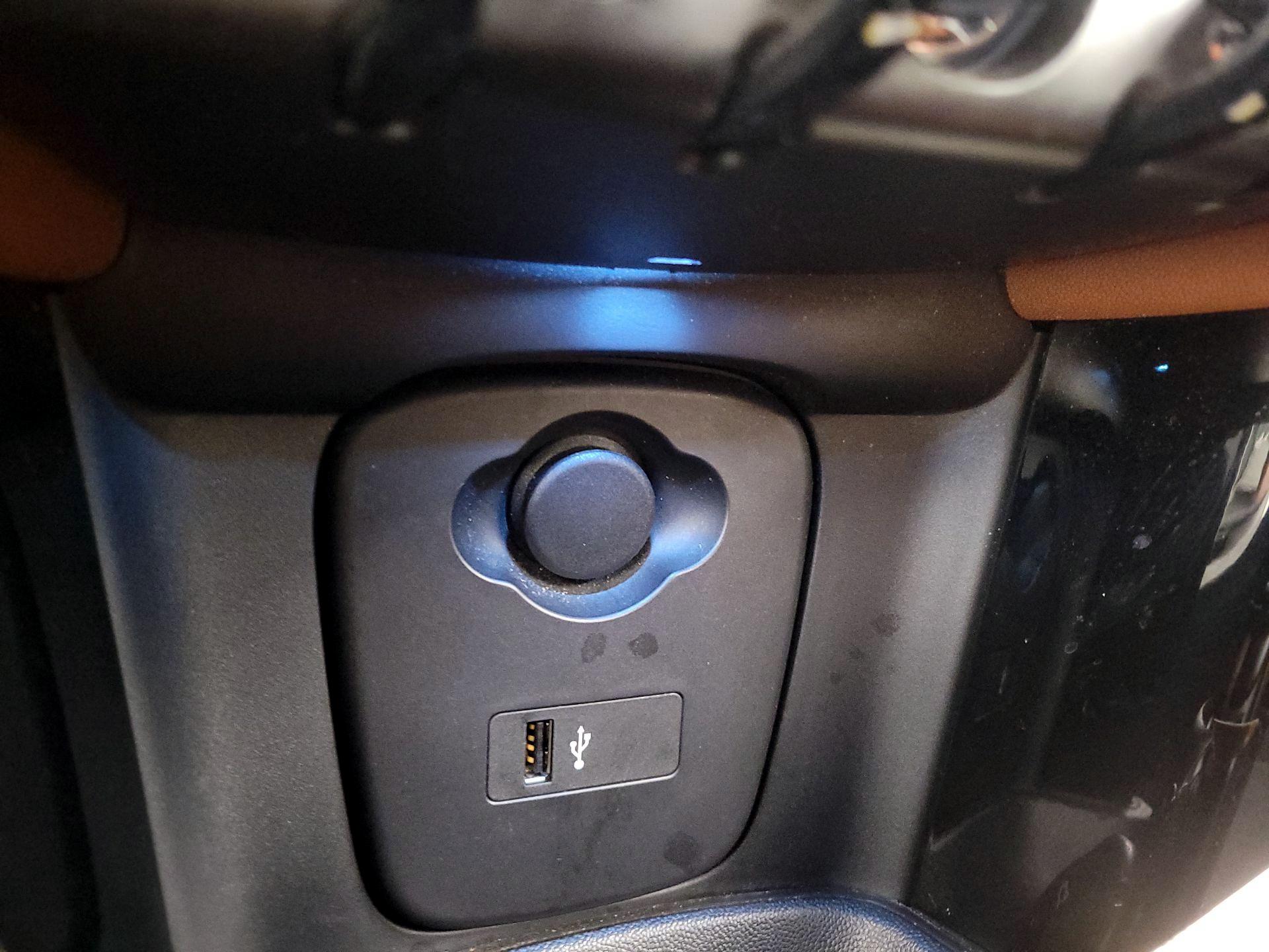 Thumbnail: 2022 MINI Cooper - 19