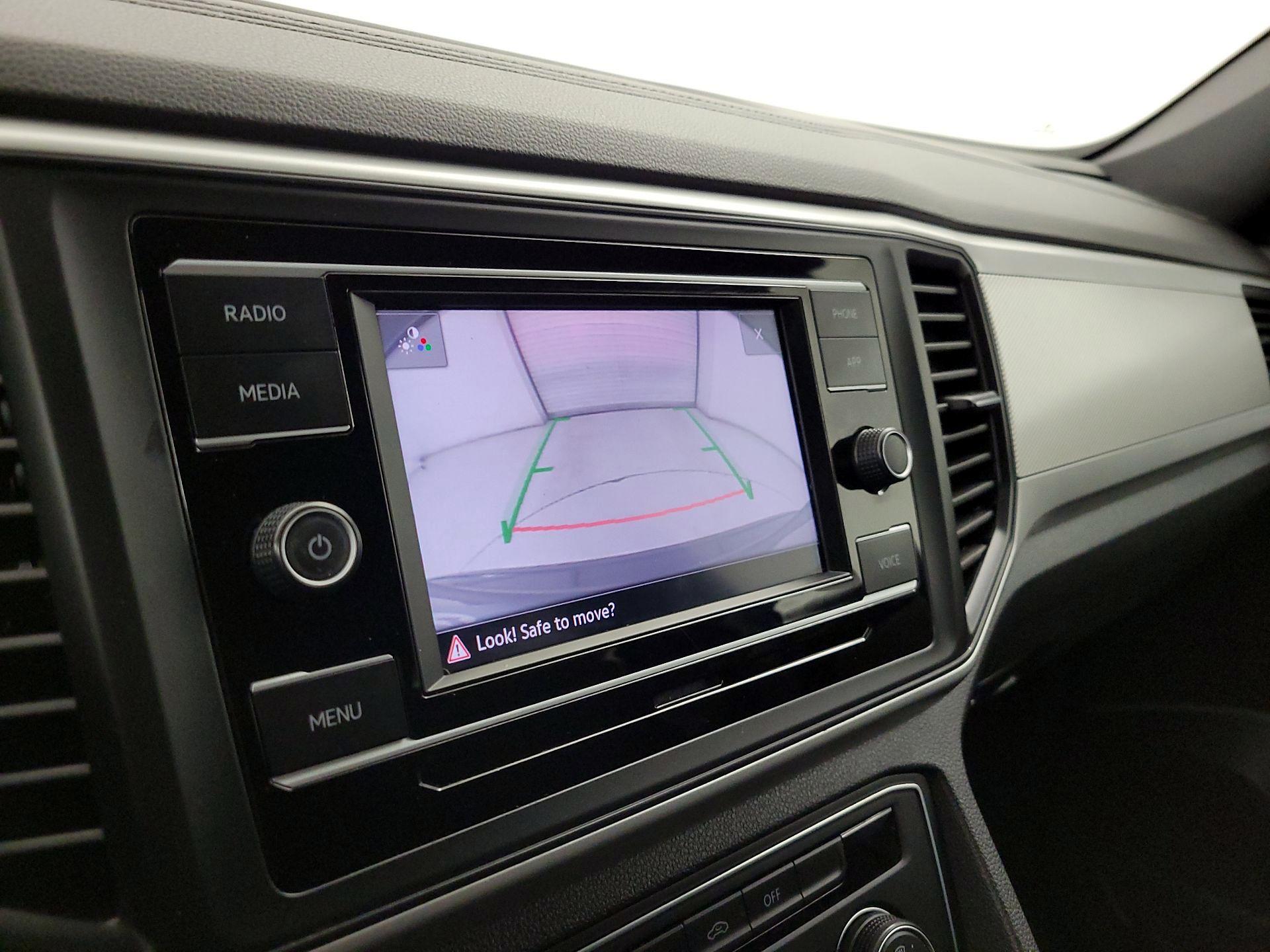 Thumbnail: 2021 Volkswagen Atlas - 14