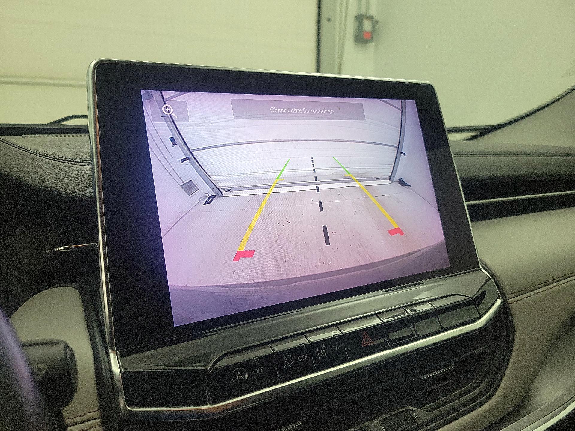 Thumbnail: 2022 Jeep Compass - 13