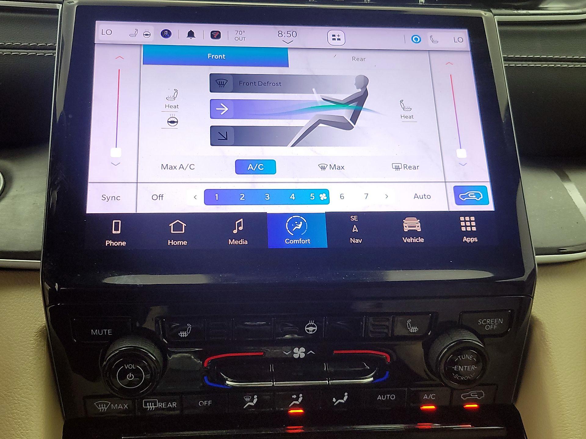 Thumbnail: 2023 Jeep Grand Cherokee L - 17