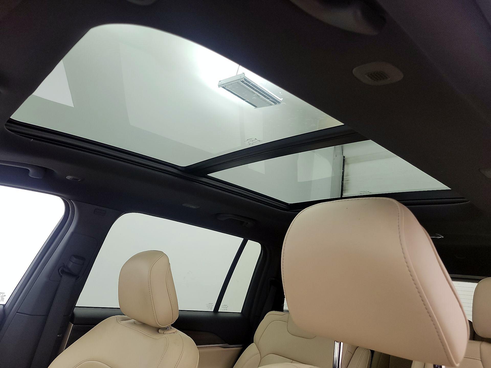 Thumbnail: 2023 Jeep Grand Cherokee L - 20