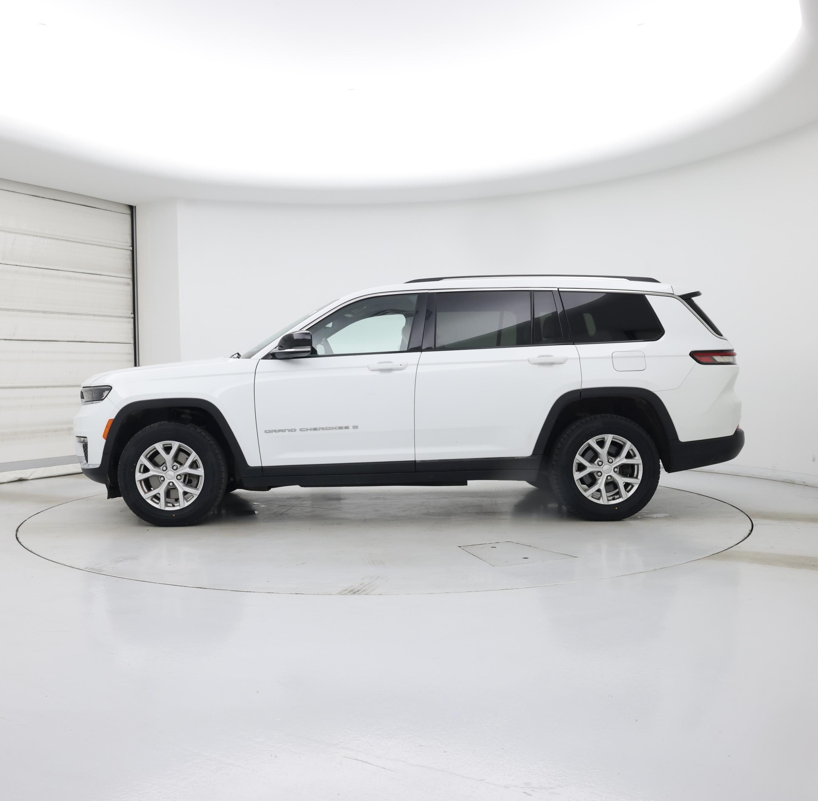 Thumbnail: 2023 Jeep Grand Cherokee L - 3