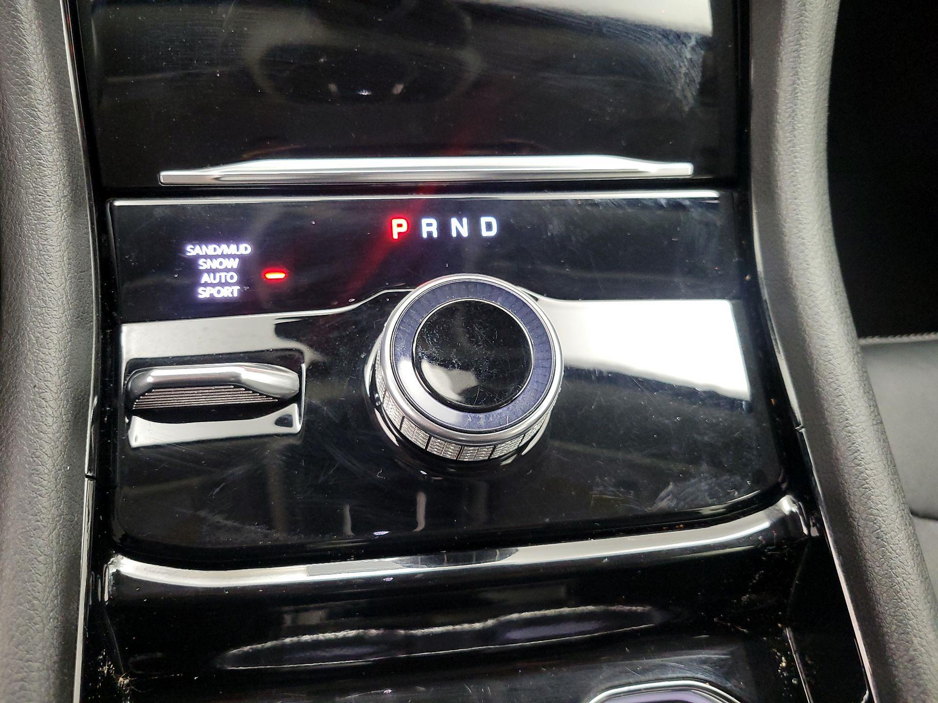 Thumbnail: 2023 Jeep Grand Cherokee - 18