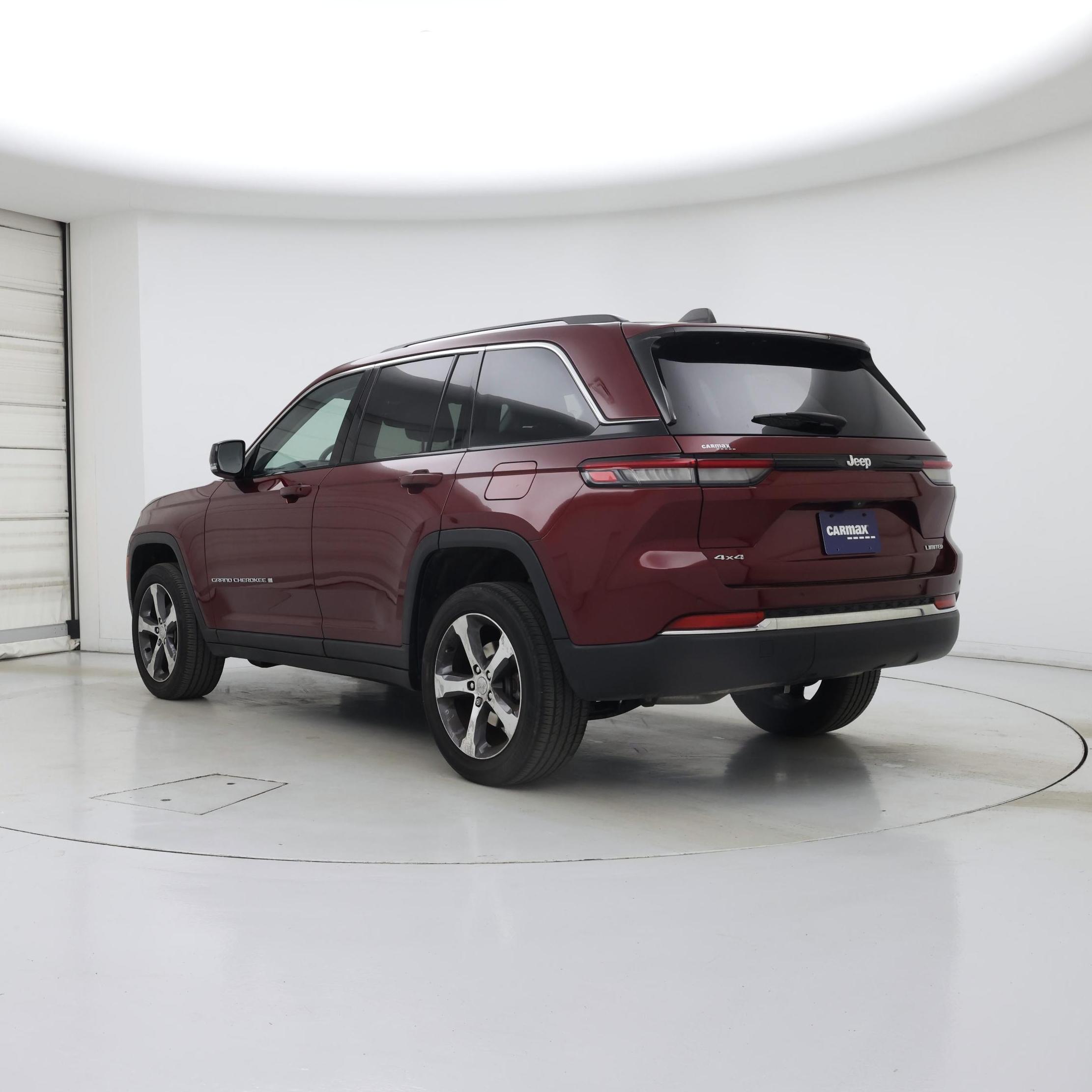 Thumbnail: 2023 Jeep Grand Cherokee - 2