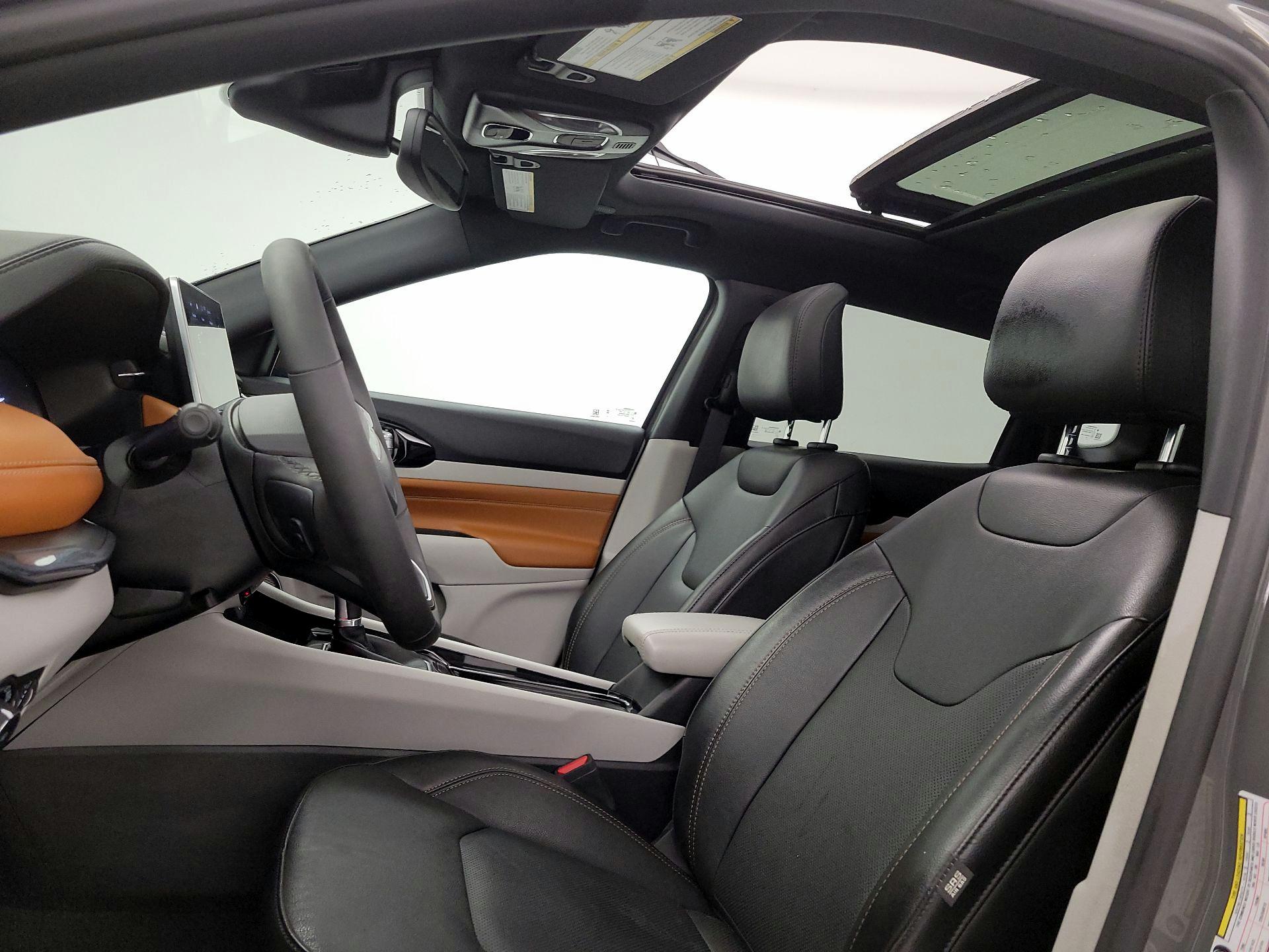 Thumbnail: 2023 Jeep Compass - 19