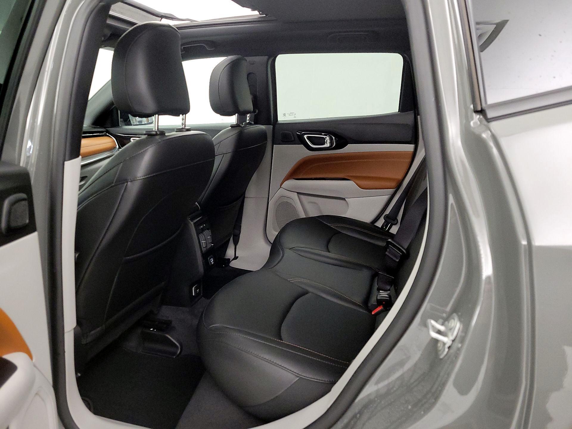 Thumbnail: 2023 Jeep Compass - 20