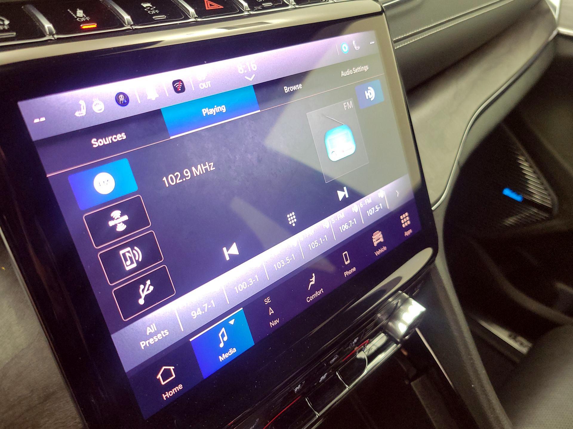 Thumbnail: 2023 Jeep Grand Cherokee - 16