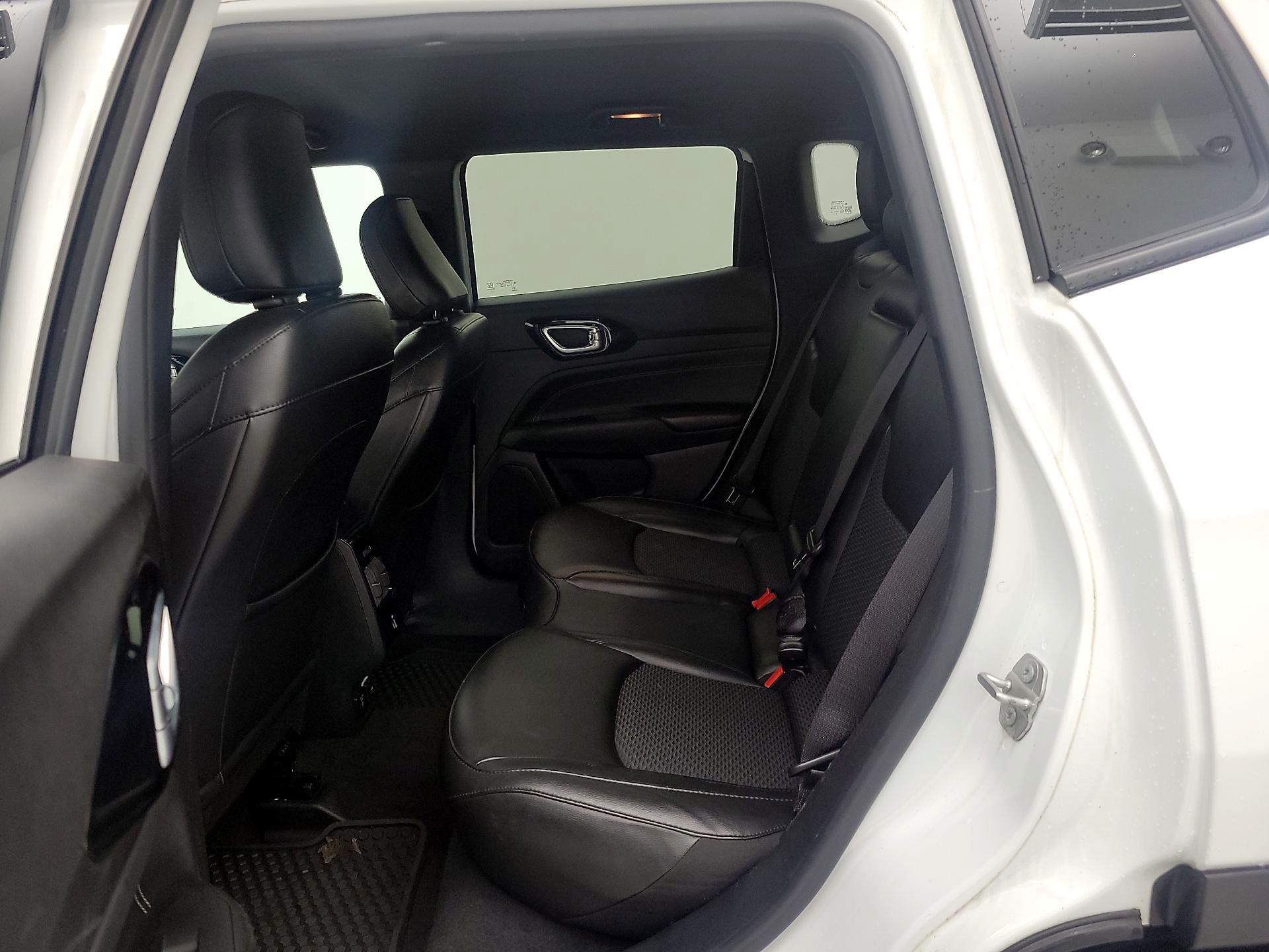 Thumbnail: 2022 Jeep Compass - 19