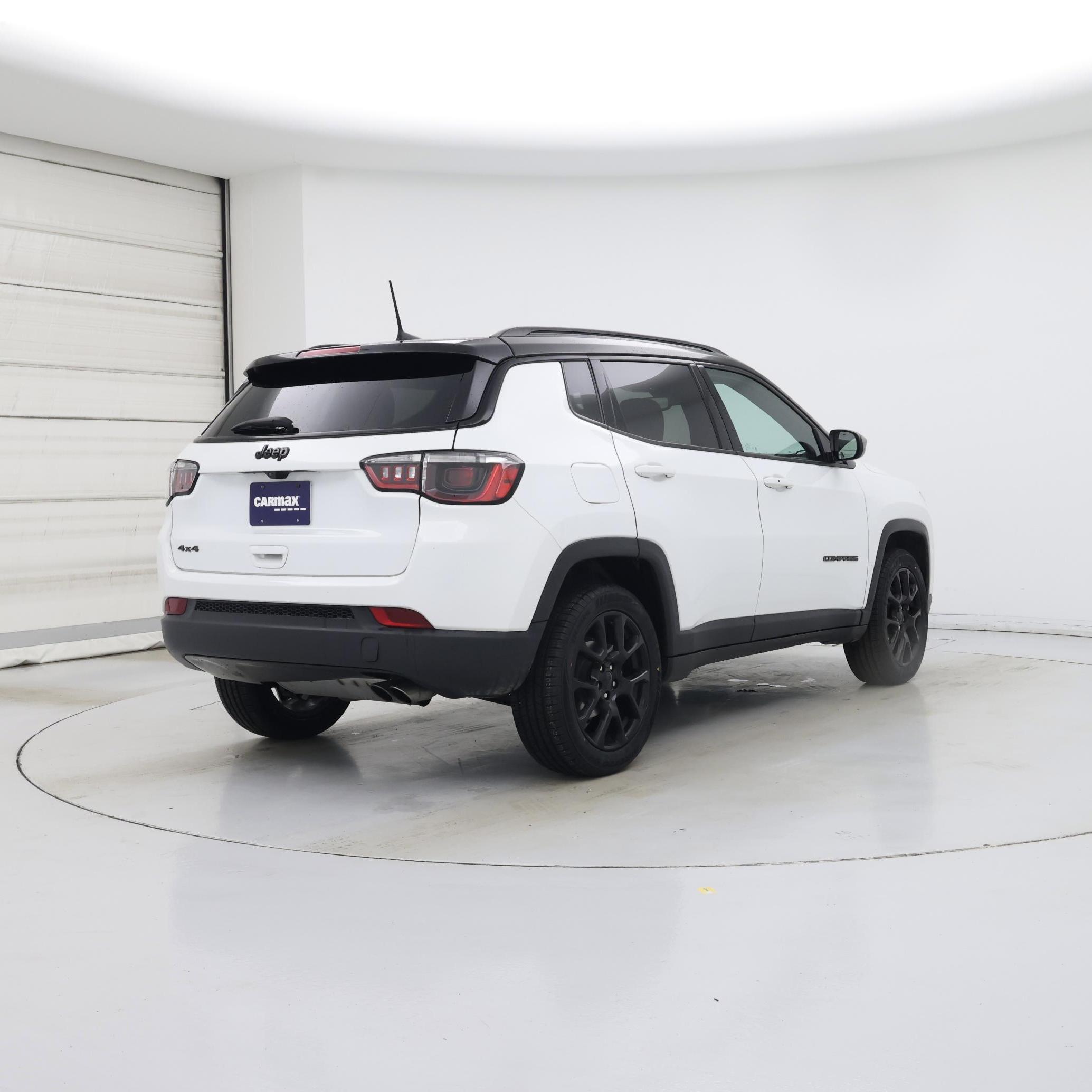 Thumbnail: 2022 Jeep Compass - 8