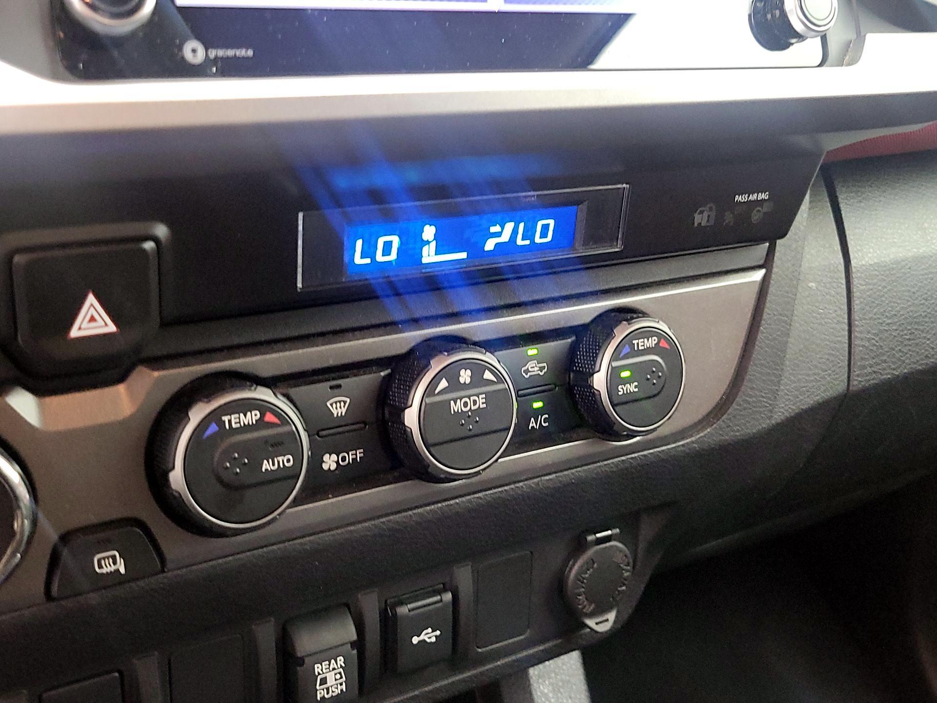 Thumbnail: 2022 Toyota Tacoma - 16