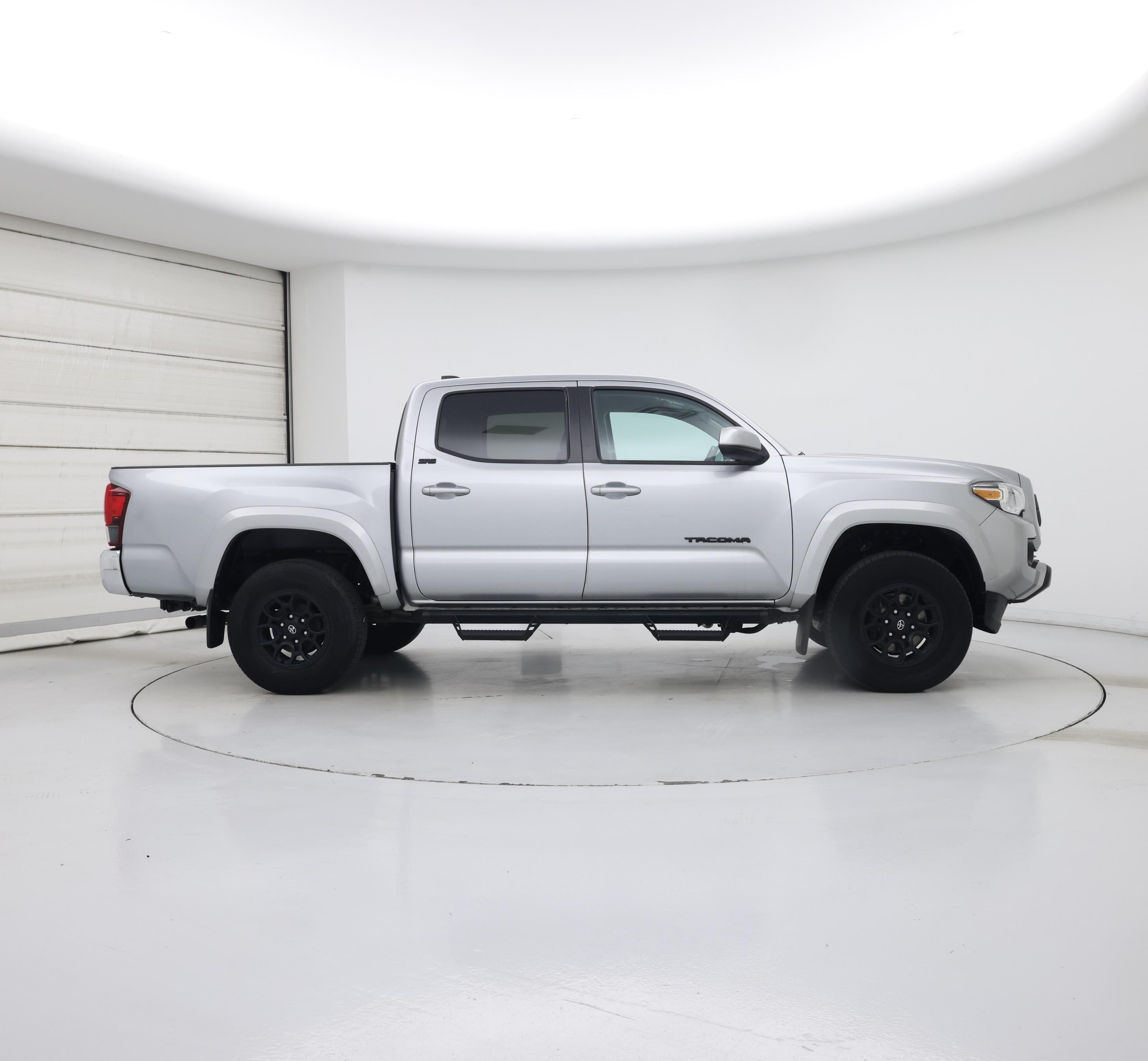 Thumbnail: 2022 Toyota Tacoma - 7