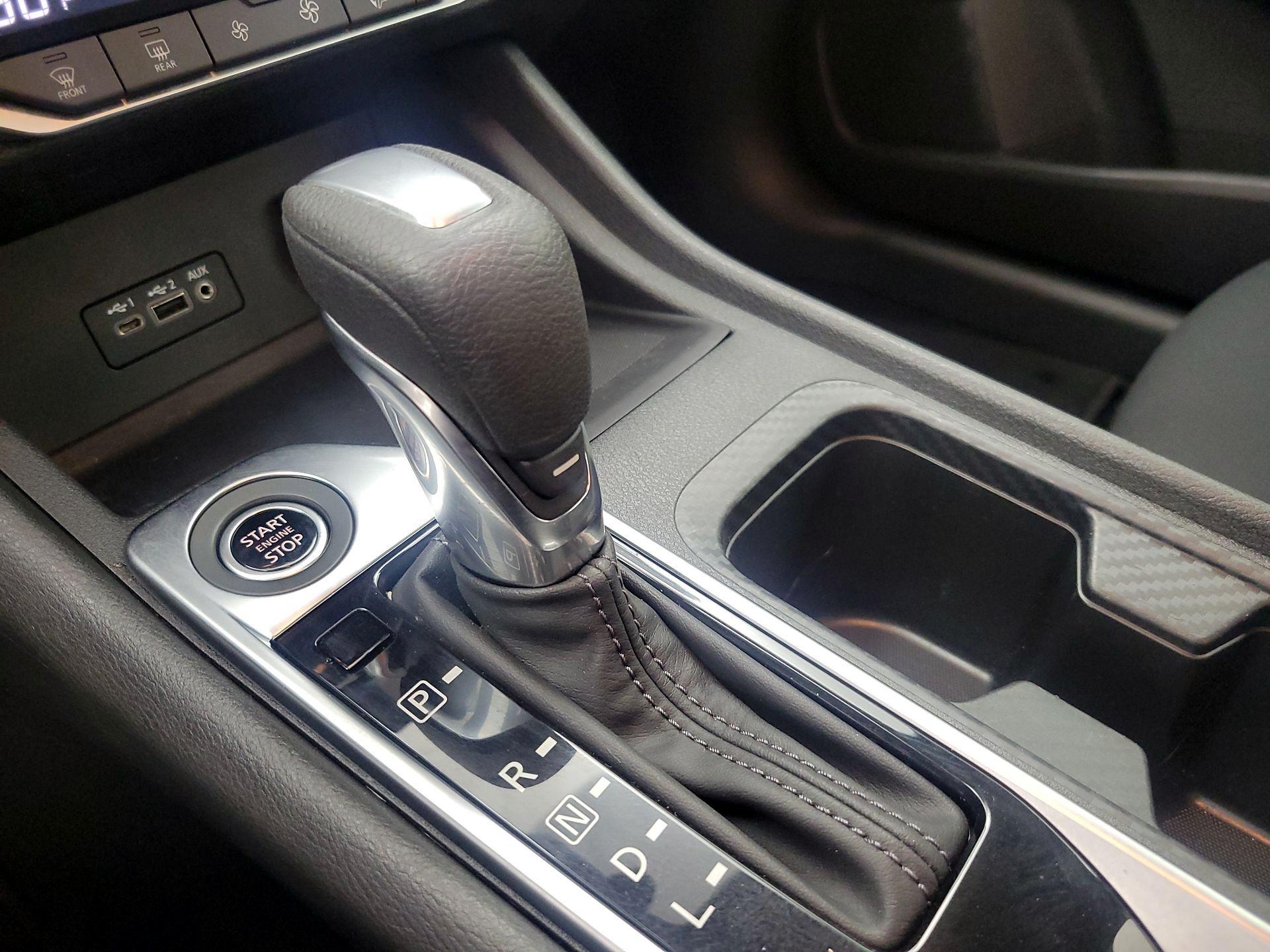 Thumbnail: 2023 Nissan Sentra - 16