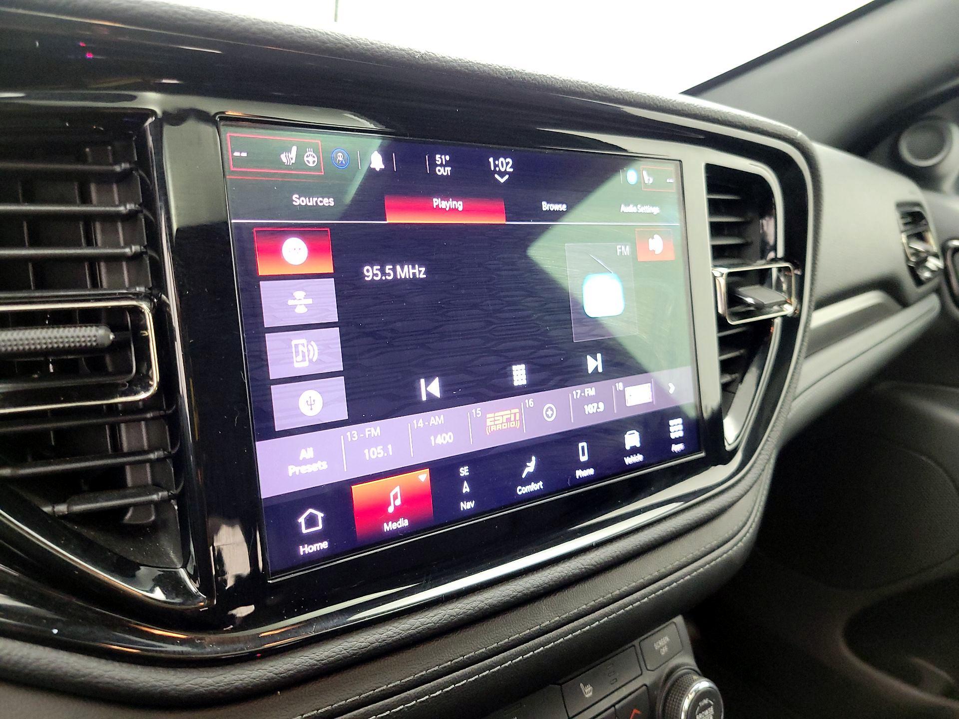 Thumbnail: 2022 Dodge Durango - 16