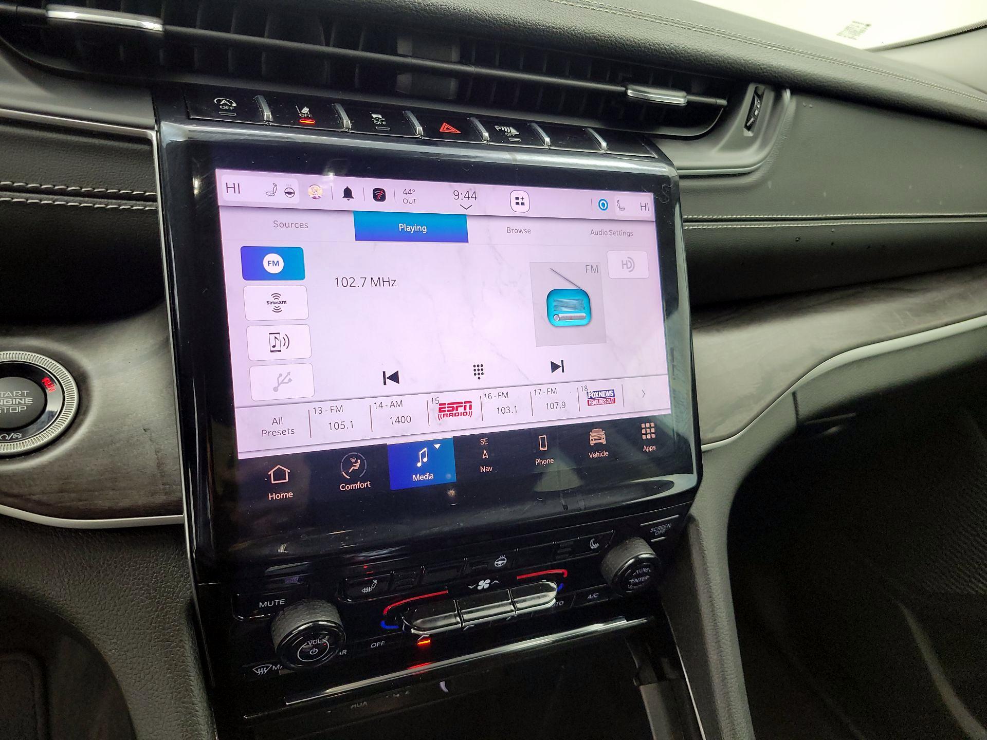 Thumbnail: 2023 Jeep Grand Cherokee - 15