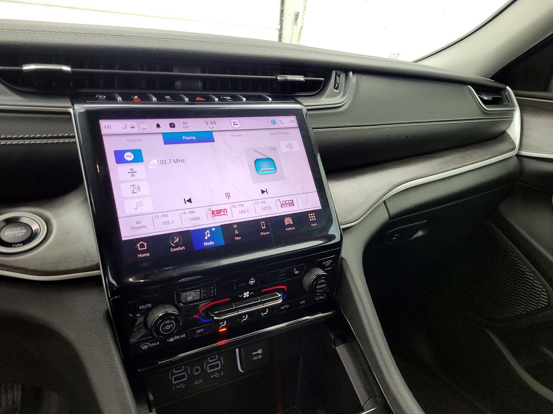 Thumbnail: 2023 Jeep Grand Cherokee - 16