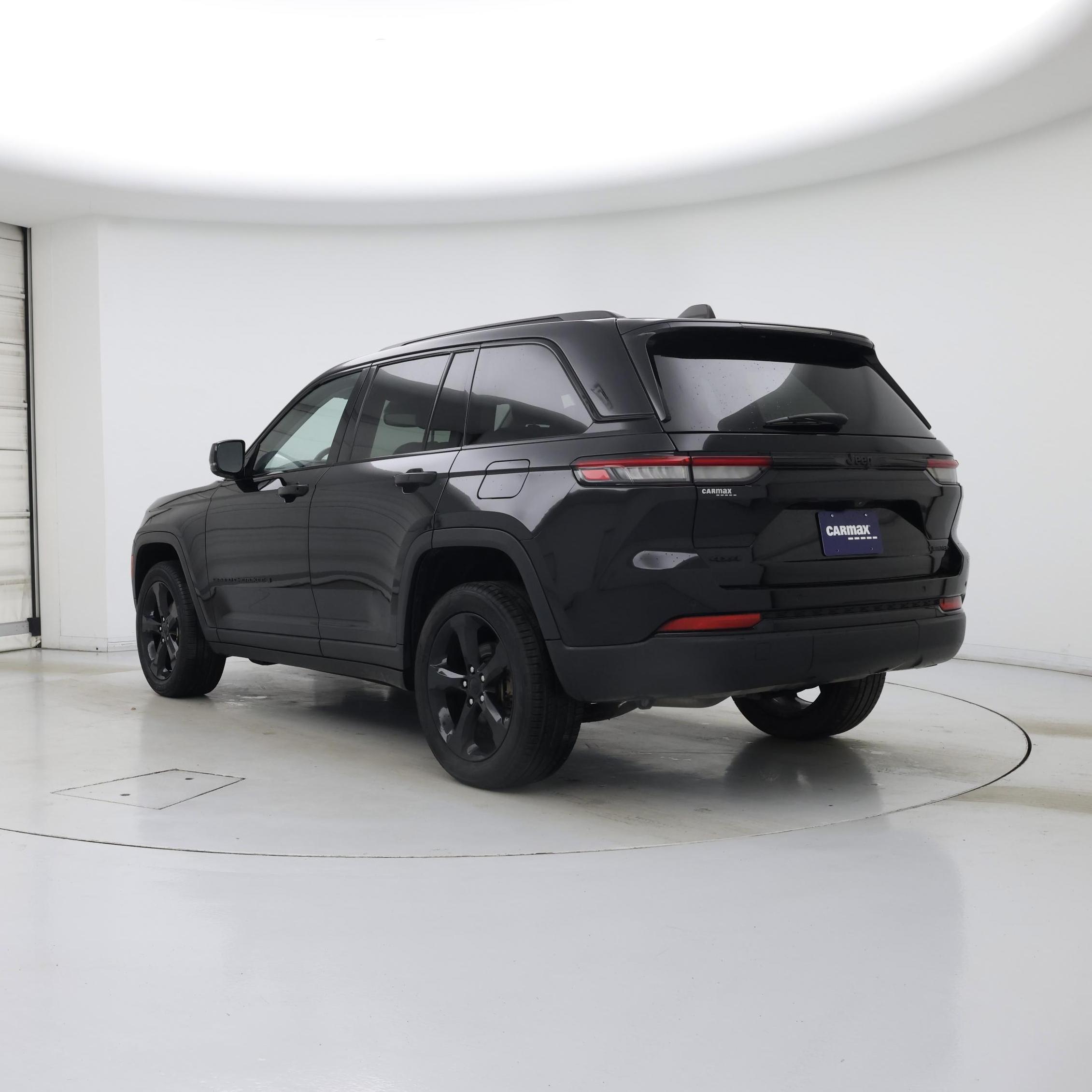 Thumbnail: 2023 Jeep Grand Cherokee - 2