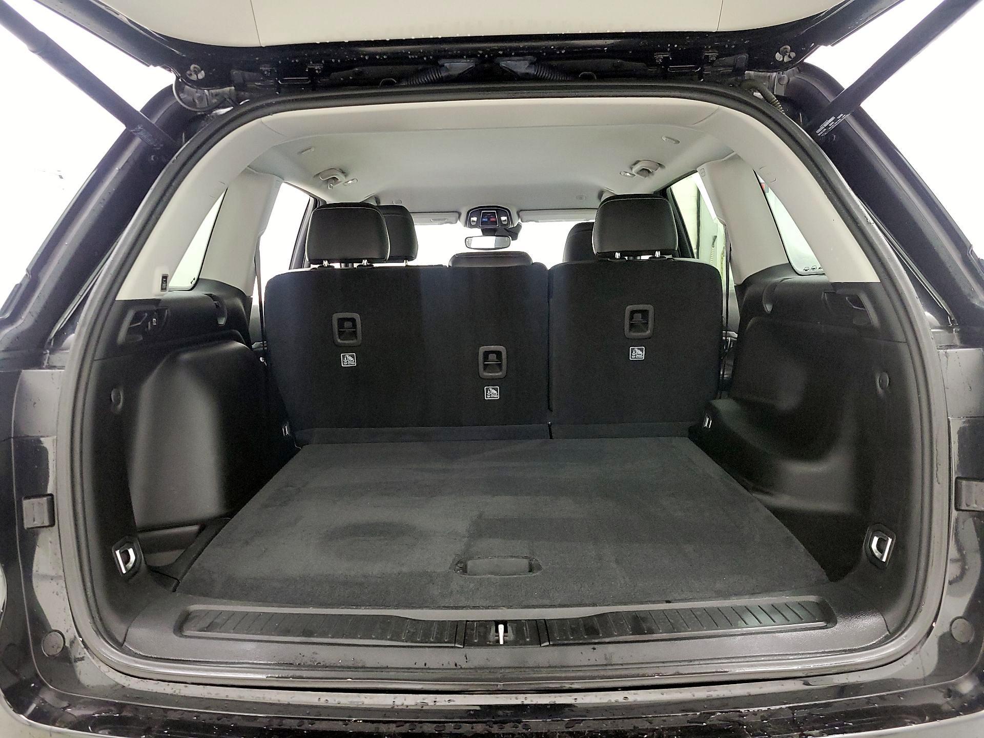 Thumbnail: 2023 Jeep Grand Cherokee - 20