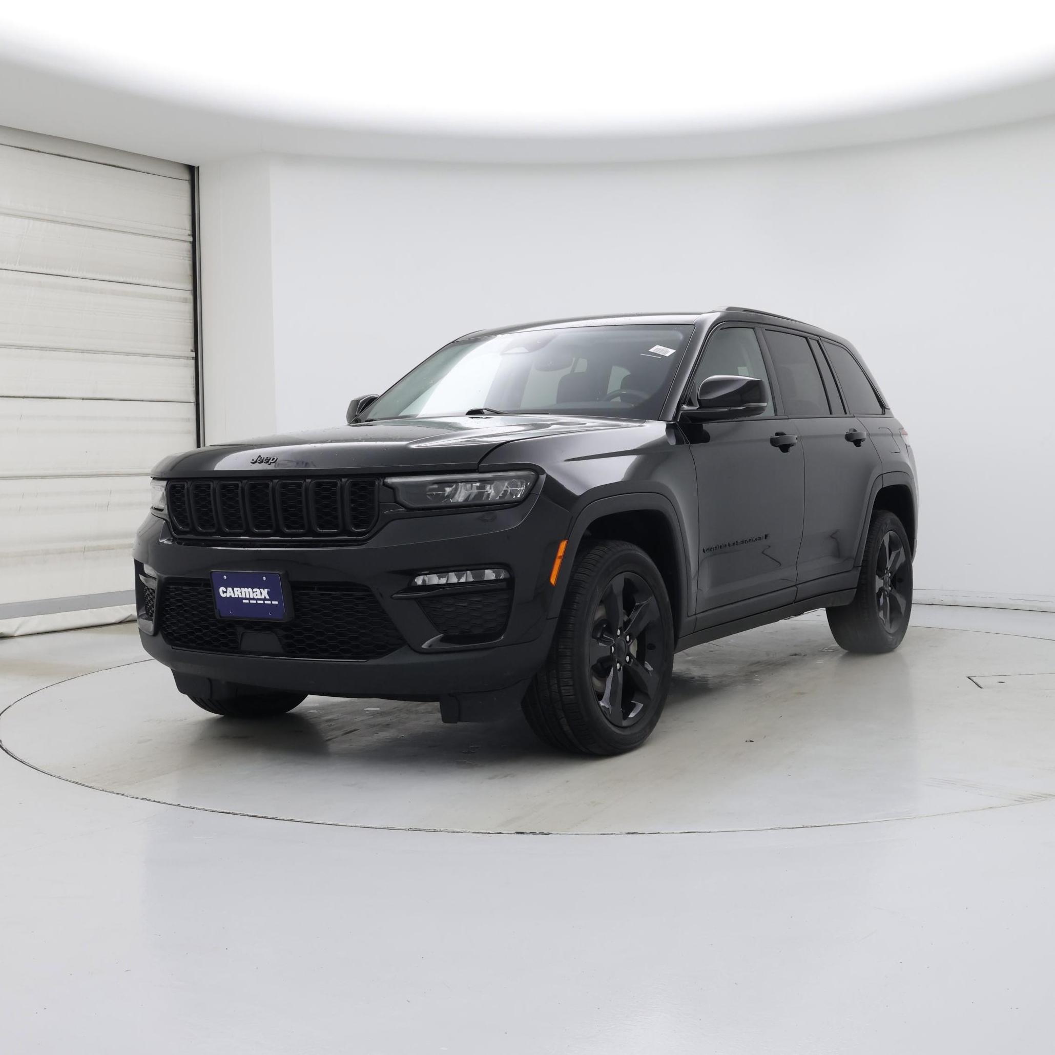 Thumbnail: 2023 Jeep Grand Cherokee - 4