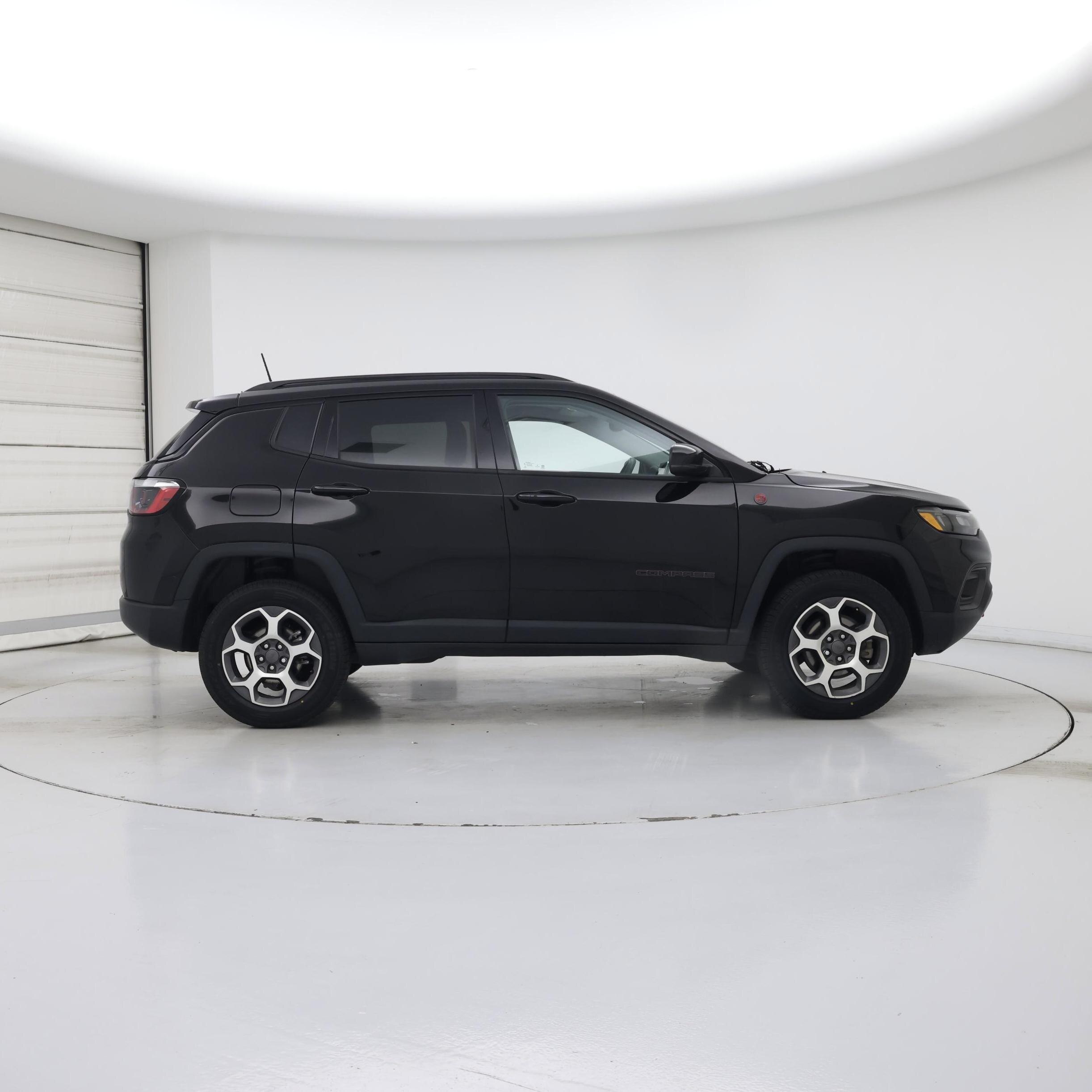 Thumbnail: 2022 Jeep Compass - 7