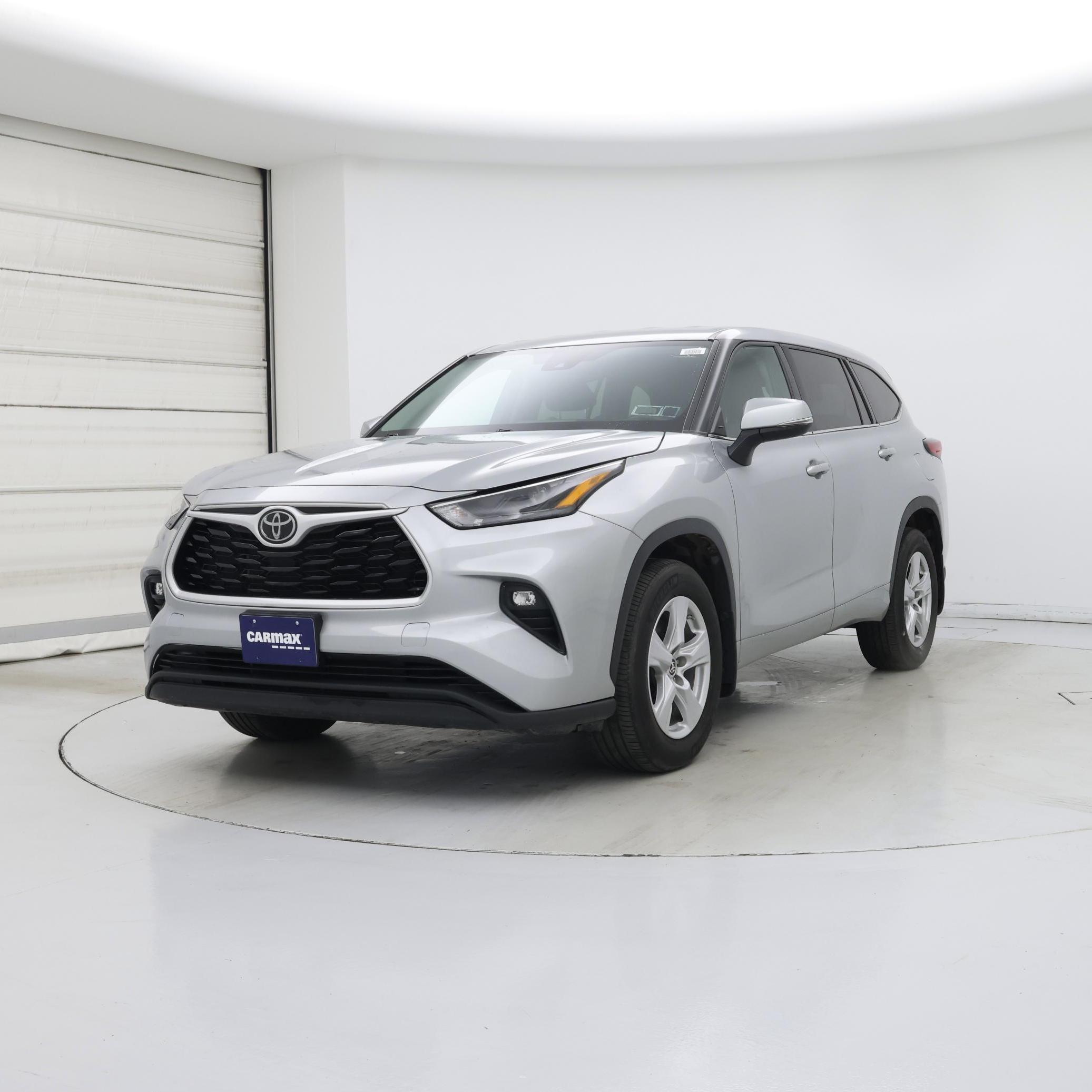 Thumbnail: 2022 Toyota Highlander - 4