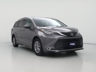 2022 Toyota Sienna Hybrid XLE