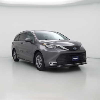2022 Toyota Sienna Hybrid XLE